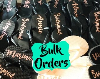 100 Pairs Wedding Flip flops, Bulk discount, 25 Pairs, 50 Pairs Wedding party flip flops, Personalized wedding party favors