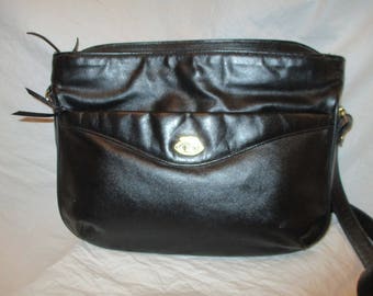 Etienne Aigner leather shoulder bag
