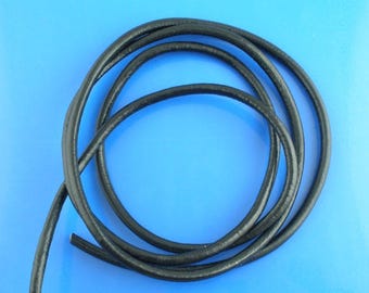 1 m of 3mm black leather cord
