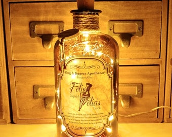 Harry Potter Slug & Jiggers Diagon Alley Apothecary Felix Felicis Liquid Luck Potion LED Bottle Lamp Light
