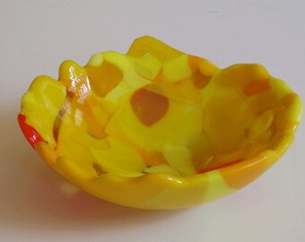 Fused glass bowl - yellow glass