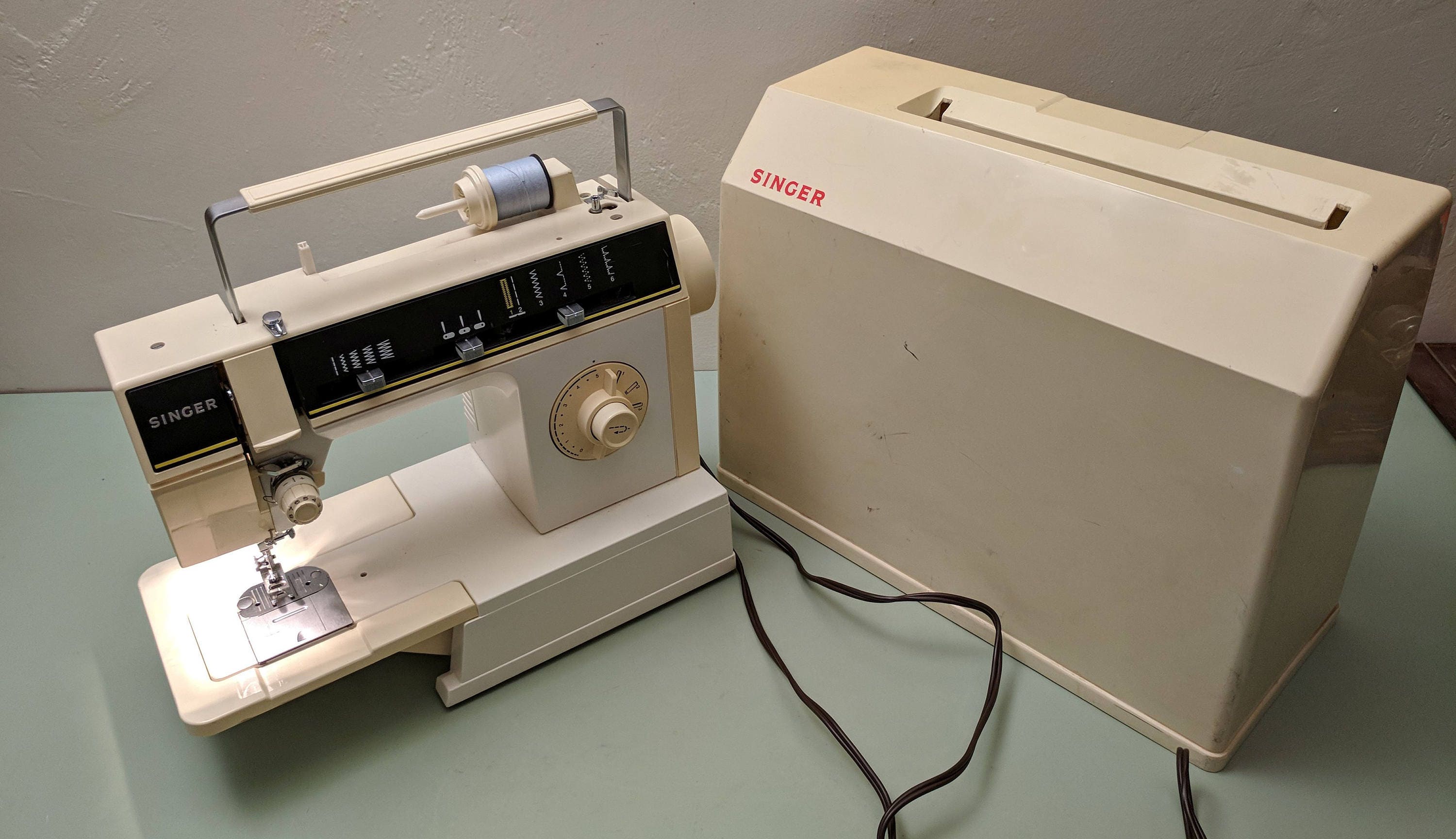 SINGER 6212C sewing machine