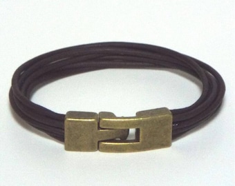 Brown Leather Wristband - Armband - Bracelet