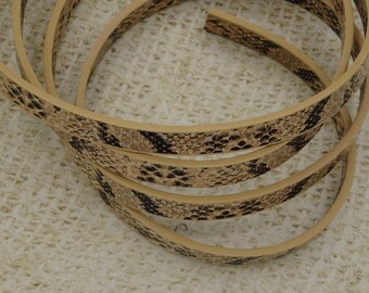 Leather genuine imitation beige 1 m