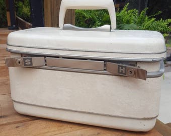 Vintage Samsonite Travel Train Case / Ivory Marble Pattern / Wedding Bag / Suitcase Hard Shell Cosmetic Case with Mirror Make Up Overnight