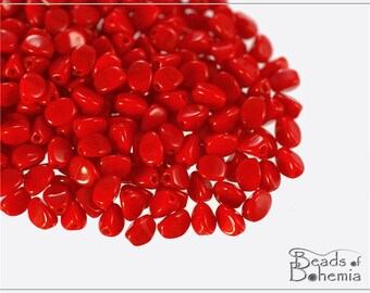 50 pcs Opaque Red Czech Glass BABY Pinch Beads 4x3 mm (10183)