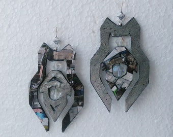 FREE SHIPPING. Gray Earrings, Handmade Earrings, Earrings, Handmade, Gift, Present, Beads