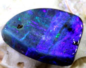 7.49 CTS Boulder Opal Polished - natural, NO treatment