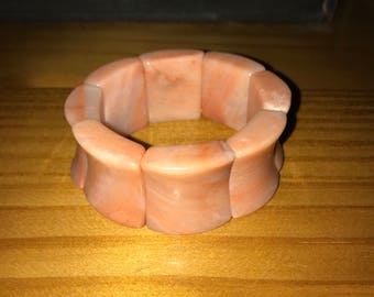 Vintage cuff bracelet pink curved lucite