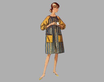 1960s Caftan Robe MuuMuu Sewing pattern, Simplicity 6074, Bust 31 - 32 inches Raglan sleeves Patch pockets, Two lengths, gathered cuffs