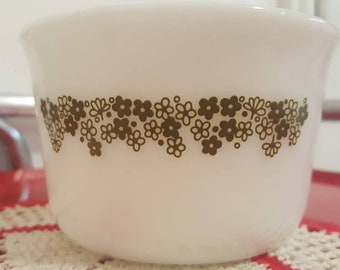 Vintage Pyrex Spring Blossom Crazy Daisy Sugar Bowl