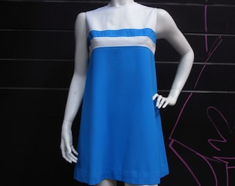 It’s a Mod, Mod World - vintage 60s graphic two tone shift dress in blue and white