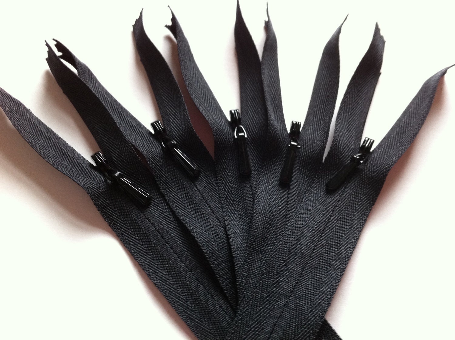 14 Inch INVISIBLE Zippers YKK 10 Pieces Color 580 BLACK