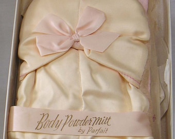 Vintage Parfait Pink Satin Body Powder Mitt in Original Box