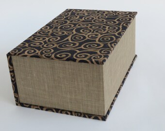 Clamshell Photo Storage Box
