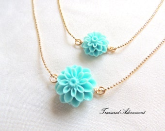 Mommy and Me Necklaces, Mum Flower Necklace set, Mother and Daughter Necklace set Light Blue, Easter gift basket, Mommy and Me outfits, pair