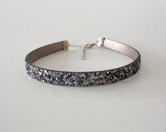Sparkle Glitter Gunmetal Leather Choker Necklace