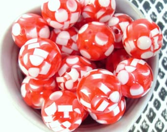 6x Massive 20mm Red and White Round Chip Resin Juicy Globe beads