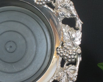 Wine Coaster with Grapes and Leaves Motif