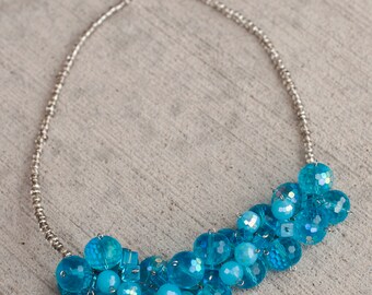 Turquoise cluster necklace - Cluster necklace beaded - Turquoise chunky necklace
