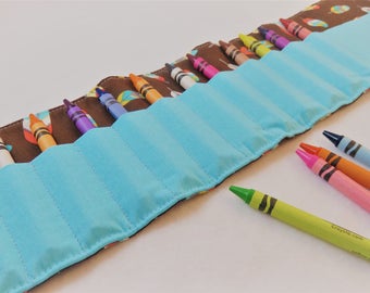 Crayon Roll in Feathers on Brown, Holds 16 Crayons
