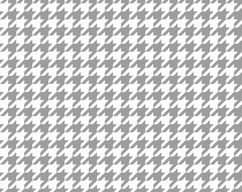 Gray & White Houndstooth Fabric, Riley Blake C970-40 Medium Houndstooth, White and Gray Houndstooth Fabric, Cotton Quilt Fabric