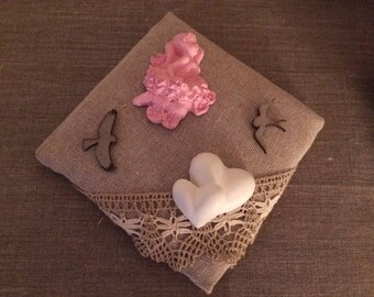Table with hearts, birds and his little girl