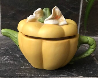 Vintage 1996 Avon Pumpkin 3” Teapot Soy Lemongrass Scented Candle
