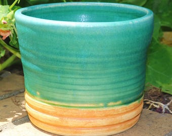 Medium Utensil Holder 1