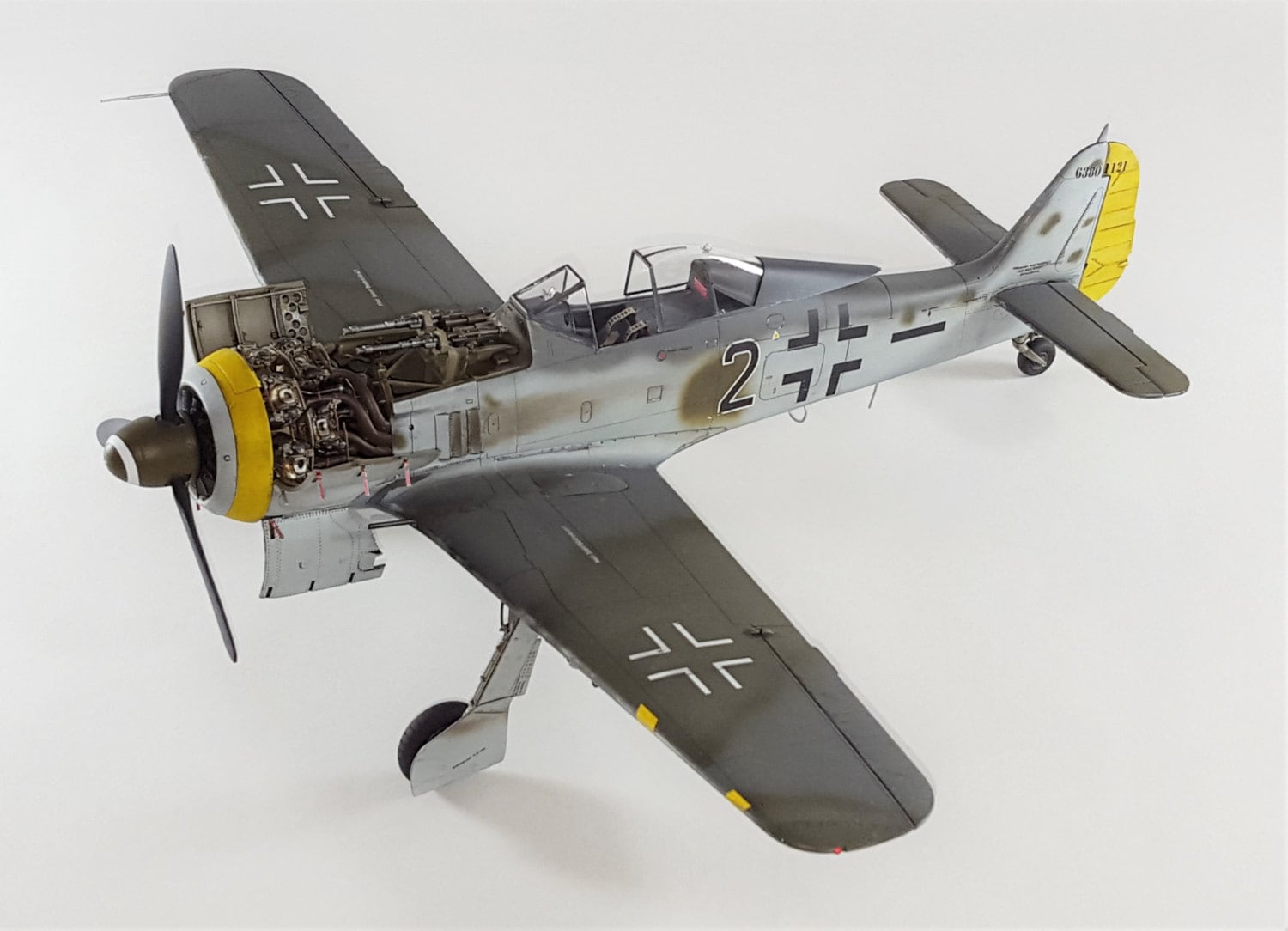 Scale Model 1 32 Focke Wulf Fw 190 F8 Schlachter