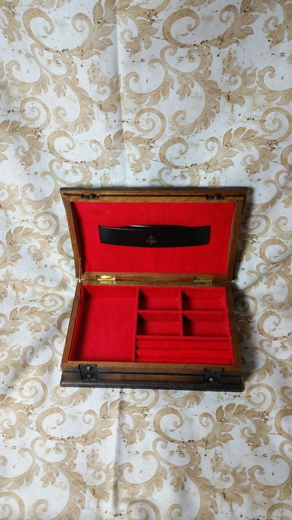 Jewelry Wood box Keepsake box Red Velvet jewelry box Trinket