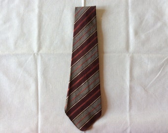 1940 Vintage Arrow made Tie