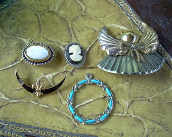 small lot of Vintage Bits and pieces, for altered art or crafts or jewelry making some neat pieces for your creative ideas