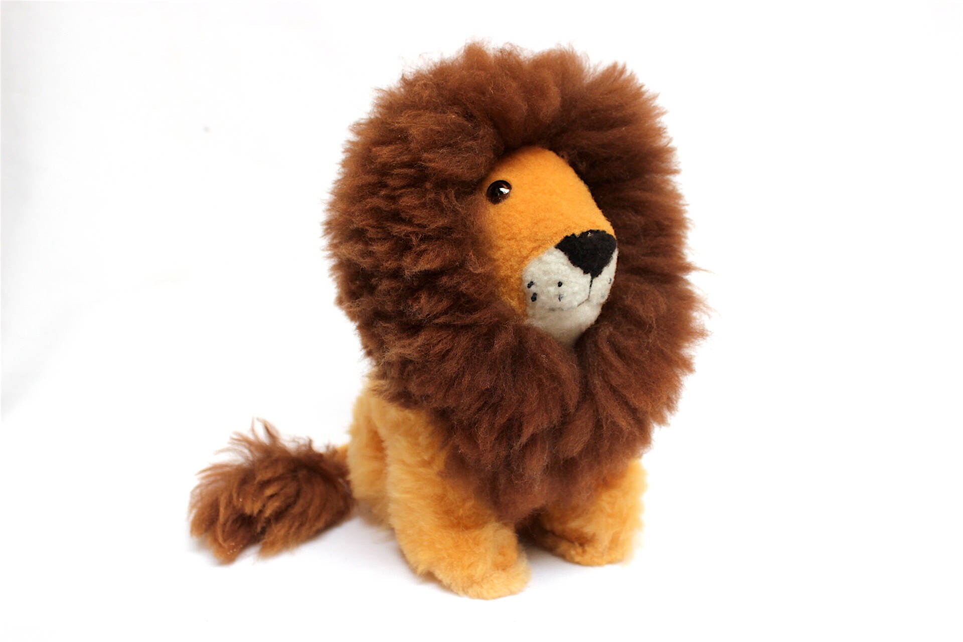 alpaca lion toy