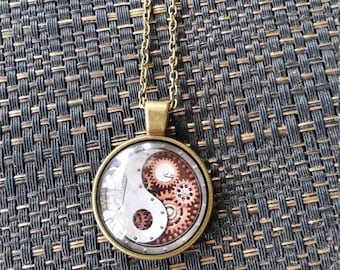 Cabochon Yin Yang Pendant Necklace