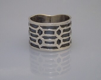 Sterling Silver Hexagons And Lines Ring (Size 7.5)
