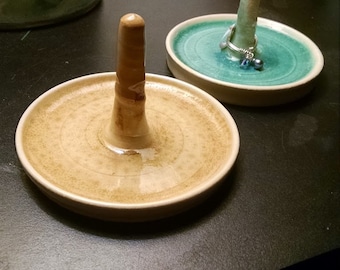Ceramic Ring Holders