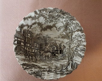 Royal Mail Myott Staffordshire Fine Ironstone Scalloped Bowl