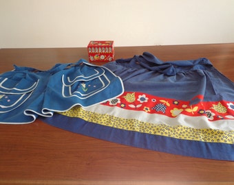 Vintage Aprons and Metal Recipe Box