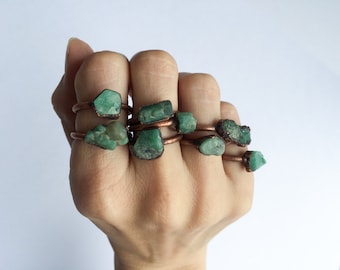 Rough emerald ring | Raw Emerald birthstone ring | Raw stone jewelry | Raw emerald jewelry | Raw emerald ring | May birthstone jewelry