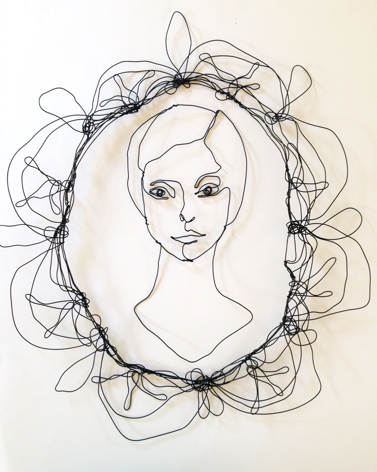 Wire wall art face of woman in wire modern art Sculpture