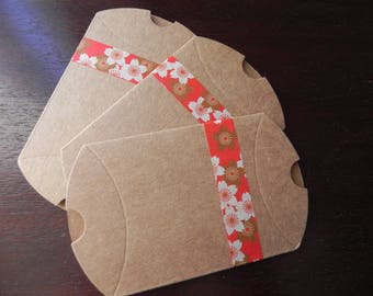 3 cartons theme "Japan" measuring 9 x 7 cm