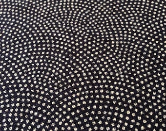 Sevenberry same-komon waves seigaiha navy indigo blue Japanese cotton fabric