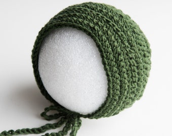 Green Crochet Baby Hat Newborn Bonnet Photography Prop