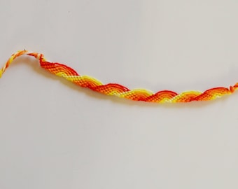 Friendship bracelet vague pattern