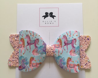 Magical unicorn kingdom bow