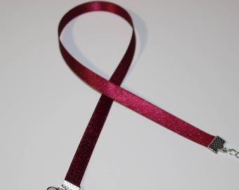 Glitter maroon choker