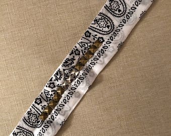 Studded choker