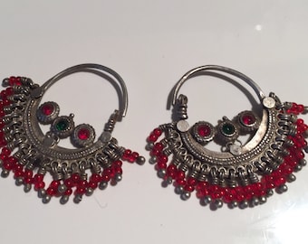 Antique anneaux boucle d’oreille, bijoux Kuchi rouge, Afghani boucle d’oreille, boucle d’oreille Kuchi, Tribal, déclaration, ethnique, Middle Eastern, fait à la main, boucle d’oreille Vintage...