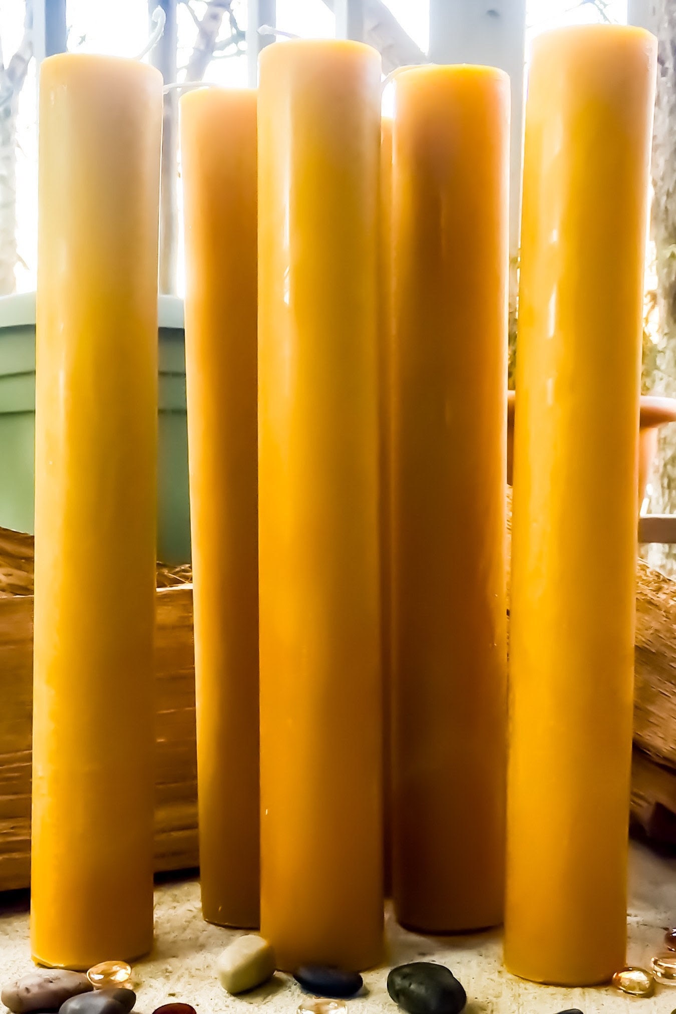 15 beeswax pillars